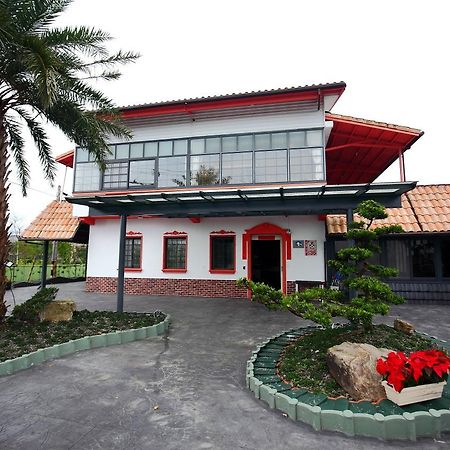The Tiles Garden Yilan B&B Dongshan  Exterior photo
